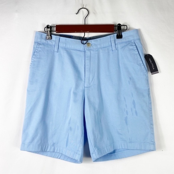 NWT - Nautica ‘The Deck’ Men’s Classic Fit Flat Front Shorts (Light Blue / 30W) - Picture 1 of 7